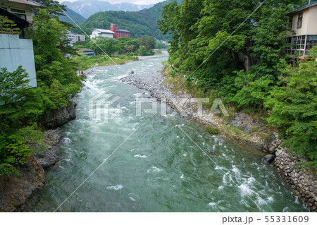 　利根川　川風景　湯原橋より上流谷川岳方面　みなかみ町　 55331609