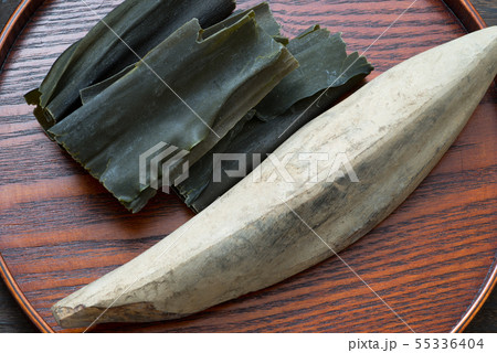 鰹節と出汁昆布 55336404