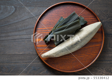 鰹節と出汁昆布 55336412