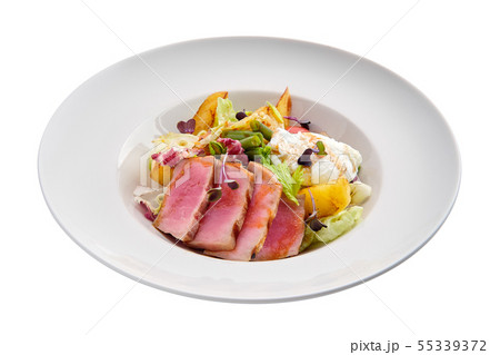 Grilled tuna with potato, cabbage, green beans and Grilled tuna with potato, cabbage, green beans and 55339372