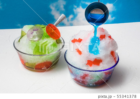 かき氷　japanese type of epidemic shaved ice 55341378