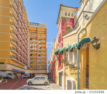 沖縄のアメリカンビレッジにあるディストーションシーサイド、オークファッションのショッピングセンター 55342686