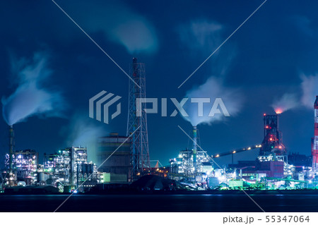 洞海湾を望む北九州のプラント夜景【福岡県】 洞海湾を望む北九州のプラント夜景【福岡県】 55347064