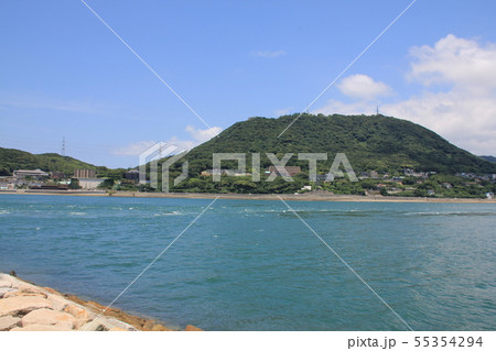 和布刈から見た関門海峡と火の山公園 和布刈から見た関門海峡と火の山公園 55354294