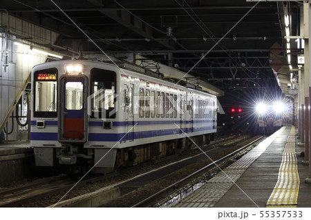 北越急行HK100形と上越線E129系 北越急行HK100形と上越線E129系 55357533