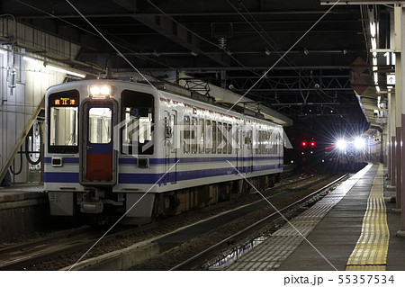 北越急行HK100形と上越線E129系 55357534