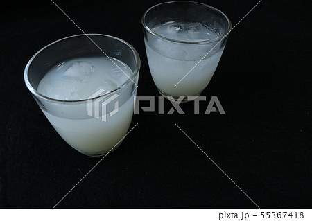 カルピス乳酸菌ドリンクコールド夏甘いコップ カルピス乳酸菌ドリンクコールド夏甘いコップ 55367418