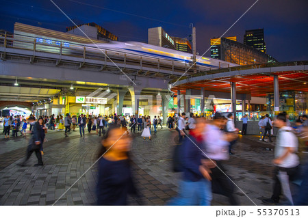 日本の東京都市景観 有楽町駅などを望む 55370513