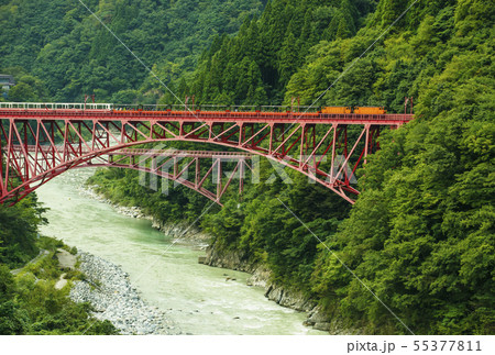 黒部峡谷鉄道　トロッコ電車　宇奈月温泉　富山観光スポット 55377811