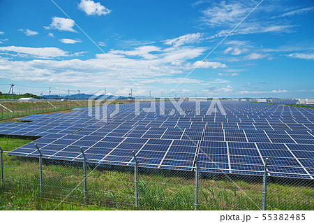 大規模太陽光発電所のソーラーパネル 大規模太陽光発電所のソーラーパネル 55382485