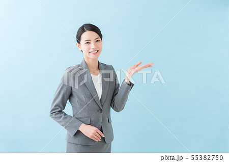 20代女性 グレースーツ 20代女性 グレースーツ 55382750