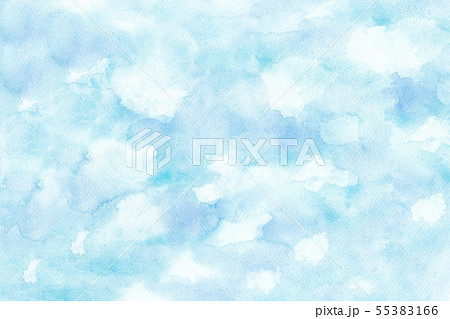 まだらな雲の青空背景 水彩イラストのイラスト素材 55383166 Pixta