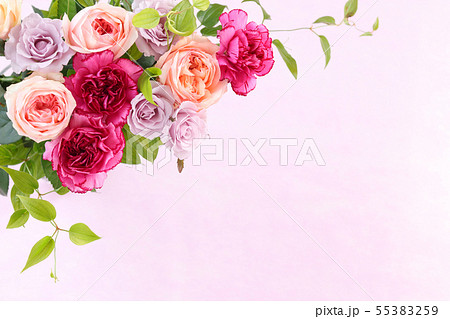 バラの花束 55383259