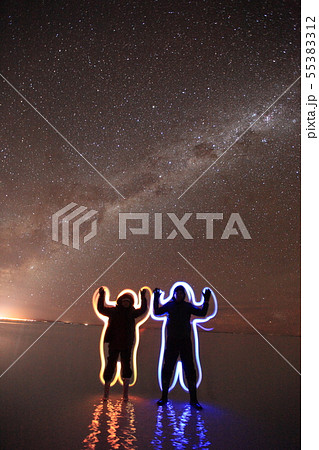 星空の下で 星空の下で 55383312