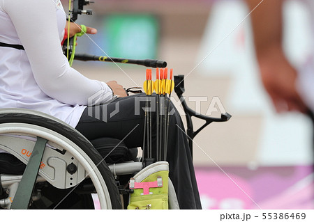 車椅子スポーツ 55386469