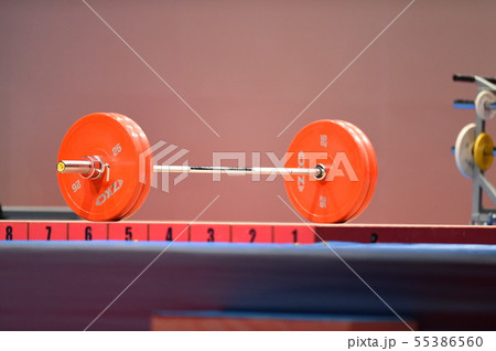 重量挙げ 重量挙げ 55386560
