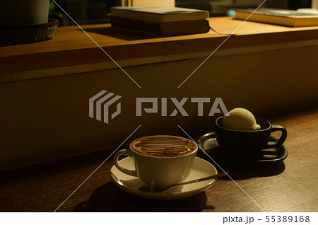 カフェモカとアイスクリーム 55389168