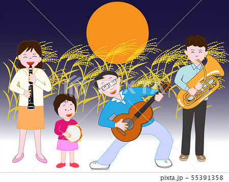 秋の夜に家族で音楽会を開いている のイラスト素材
