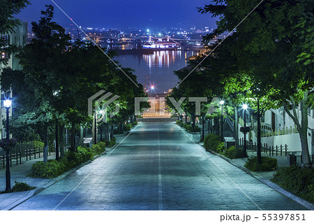 八幡坂の夜景の写真素材