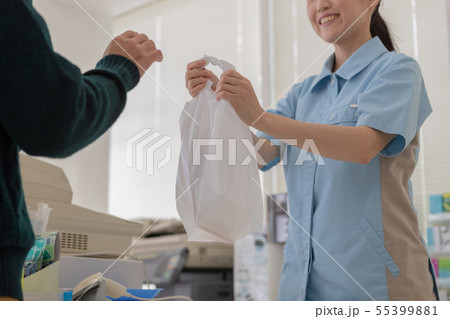 Convenience store 55399881