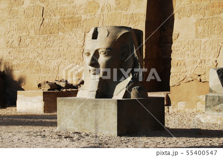 Statue outside the main entrance of the temple of Statue outside the main entrance of the temple of 55400547