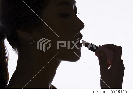 女性 ビューティー シルエットの写真素材