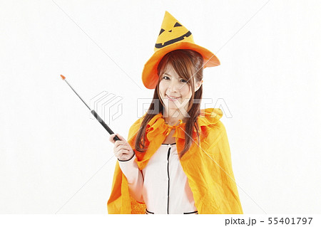 ハロウィンの女性 ハロウィンの女性 55401797