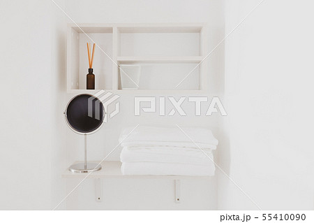 White set of hotel amenities in white accommodatio White set of hotel amenities in white accommodatio 55410090