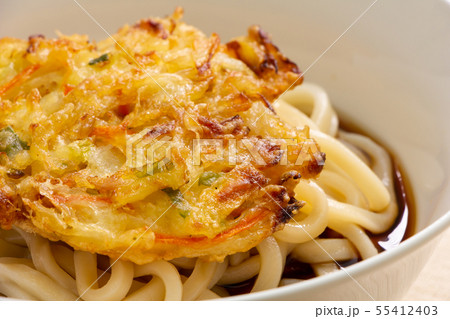 野菜かき揚げ天ぷらトッピングぶっかけうどん(冷やし)。 55412403
