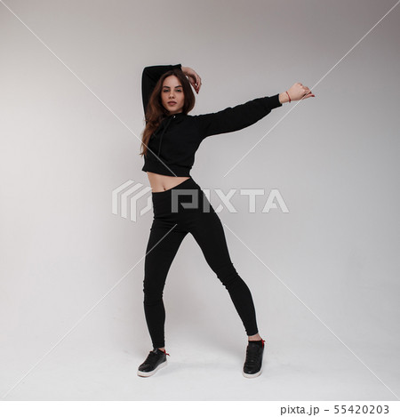 Sexy athletic young beautiful woman dancer Sexy athletic young beautiful woman dancer 55420203