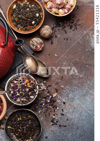 Set of herbal and fruit dry teas 55421316