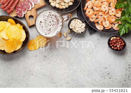 Draft beer and snacks Draft beer and snacks 55421621