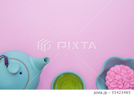 Chinese mid-autumn festival food. 55423465