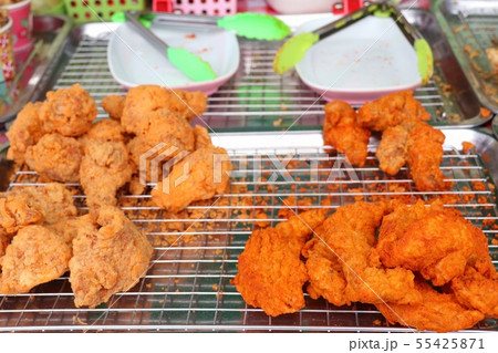 Fried chicken at street food 55425871