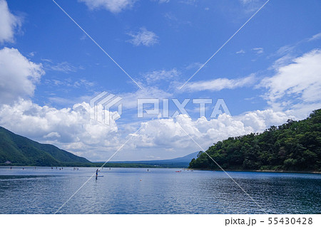 本栖湖 55430428