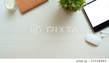 Minimal freelancer's workplace with copy space Minimal freelancer's workplace with copy space 55438984