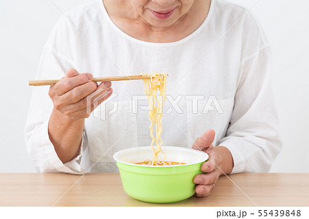 カップラーメン 55439848
