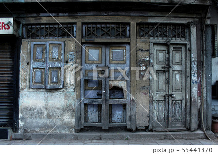 Old house doors with lock, Pune, Maharashtra 55441870