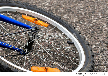 View of a bicycle front wheel 55443994