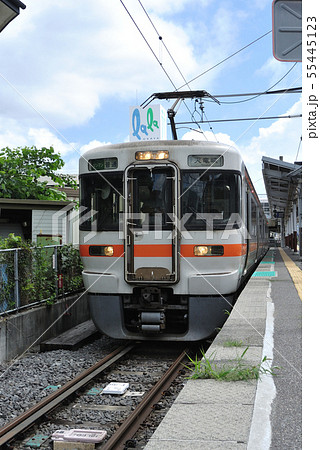 飯田線岡谷駅に停車する313系3000番台 55445123