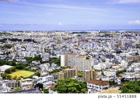 首里城 西のアザナから見た那覇の市街地 55451888