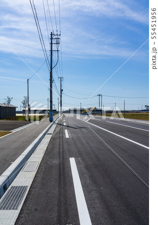 宮城県名取市閖上・閖上港へ続く閖上港線の風景 宮城県名取市閖上・閖上港へ続く閖上港線の風景 55451956