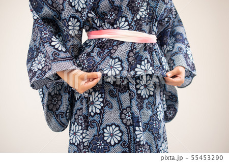 着物のおはしょり 55453290