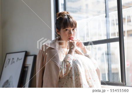若い女性、ポートレート 若い女性、ポートレート 55455560