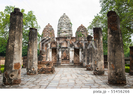 Wat Si Sawai (Sri Savaya) in Sukhothai A big Khmer Wat Si Sawai (Sri Savaya) in Sukhothai A big Khmer 55456266