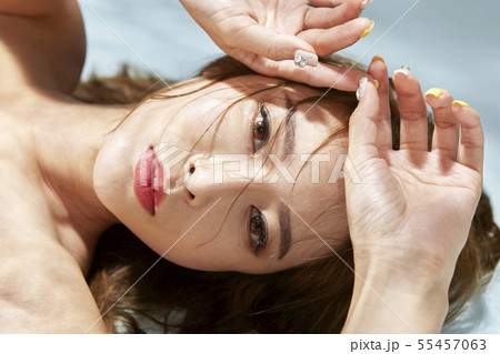 女性 女 女の子 55457063