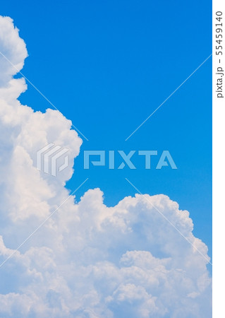 夏の清々しい青空 55459140