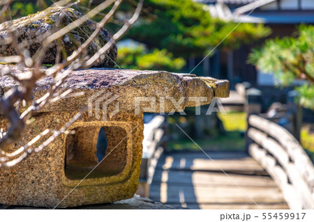 石燈籠と七間橋 玄宮楽々園 石燈籠と七間橋 玄宮楽々園 55459917