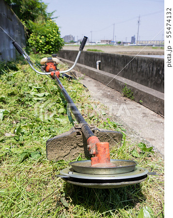 草刈り作業イメージ 草刈機 草刈り作業イメージ 草刈機 55474132