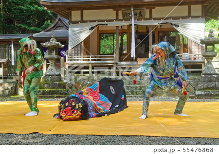上野の獅子舞　獅子　天狗（和歌山県指定　無形民俗文化財　富里　春日神社） 55476868
